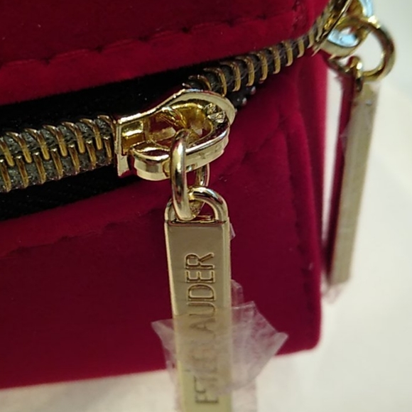 Estee Lauder Makeup - Picture 3 of 8